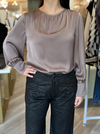 Daria Blouse
