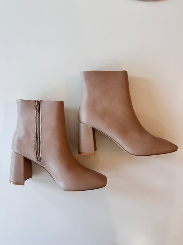 Maya Boots