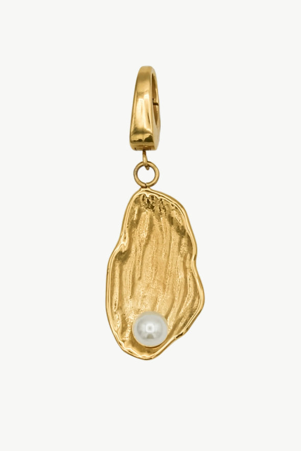 The Oyster Charm